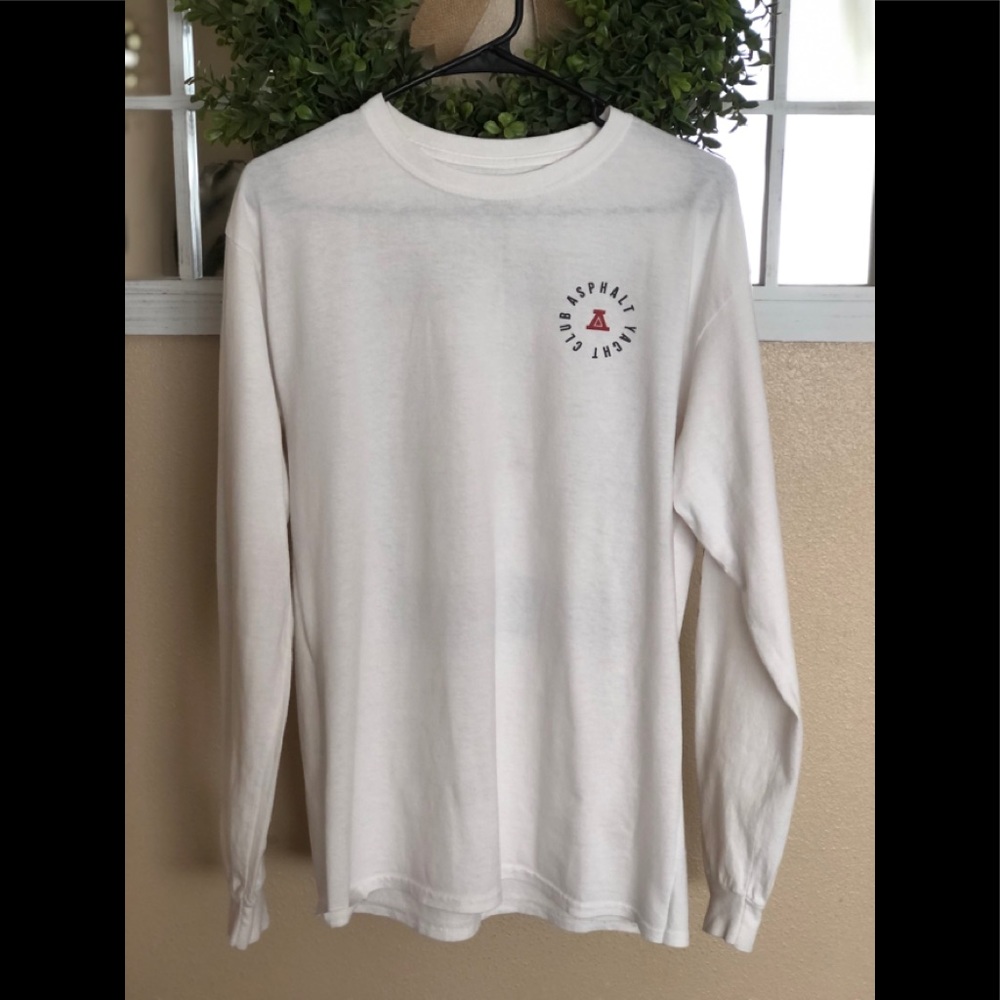 Long sleeve tee